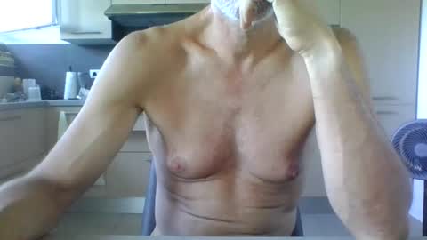 Snapshot of danyblueyes71 chatting on July 29, 2:37 pm Dany online show from July 29, 2:37 pm
