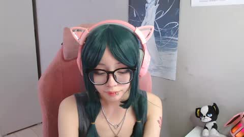 Snapshot of danyelleeyermann chatting on May 5, 1:08 pm danyelleeyermann online show from May 5, 1:08 pm