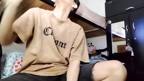 Daniel online show from April 18, 11:27 pm