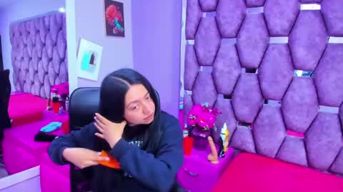 DanySwet online show from January 20, 1:42 pm