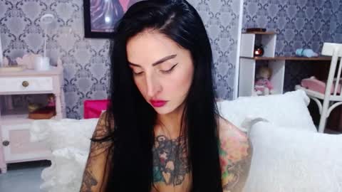 danywhite_anallover online show from January 17, 7:30 am