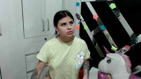 daphne877046 online show from February 7, 3:32 am