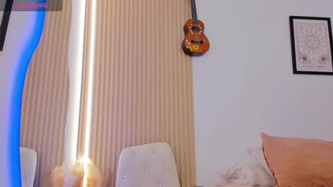 Snapshot of daphne_24 chatting on December 4, 1:53 pm Antonella Mora online show from December 4, 1:53 pm