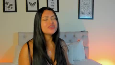 Antonella Mora online show from November 1, 12:29 pm