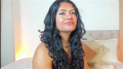 Snapshot of daphne_24 chatting on June 17, 1:12 pm Antonella Mora online show from June 17, 1:12 pm