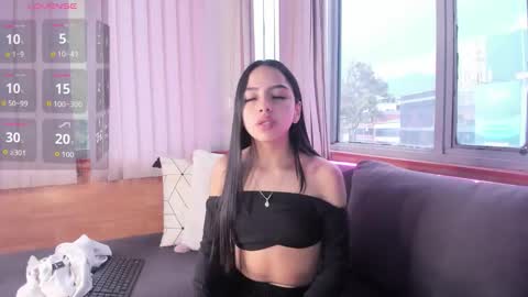 daphne_chers online show from February 12, 8:15 pm