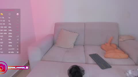 Snapshot of daphne_cooper1 chatting on December 28, 12:26 am daphne_cooper1 online show from December 28, 12:26 am