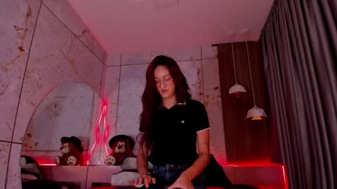 Daphne online show from February 8, 5:50 pm