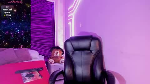 Daphne online show from February 11, 11:43 am