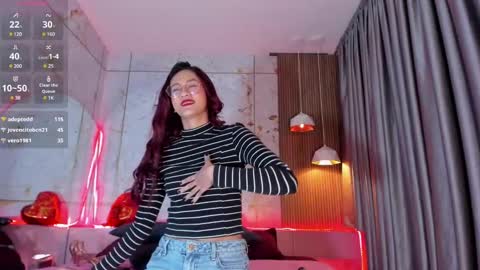 Daphne online show from February 18, 5:53 pm