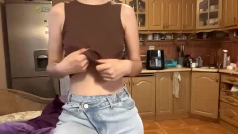 Monika online show from May 5, 5:43 pm