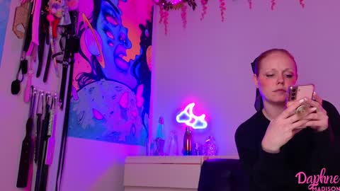 Daphne Madison online show from November 29, 12:02 am