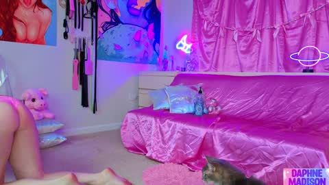 Snapshot of daphnemadison chatting on March 5, 9:22 pm Daphne Madison online show from March 5, 9:22 pm