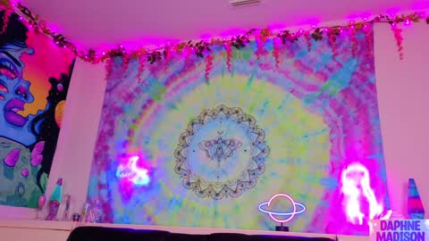 Snapshot of daphnemadison chatting on March 20, 10:14 pm Daphne Madison online show from March 20, 10:14 pm