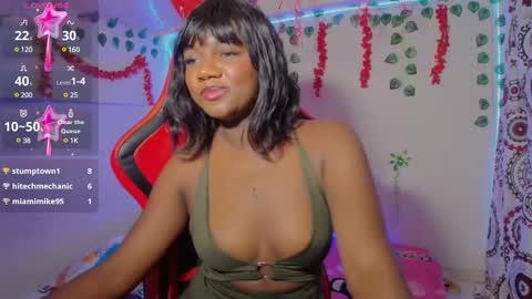 Snapshot of daphnewalker__ chatting on February 16, 9:27 pm Daphne online show from February 16, 9:27 pm