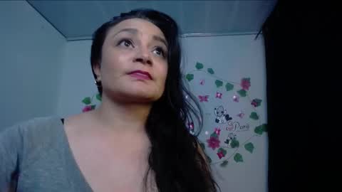 dapnne online show from January 6, 3:51 pm