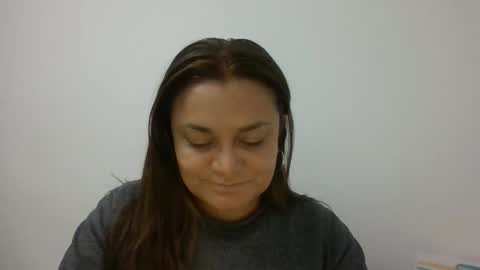 dapnne online show from November 10, 8:19 pm