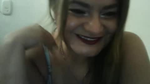 dapnne online show from April 17, 3:48 pm