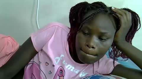 ESTHER online show from February 25, 11:33 pm