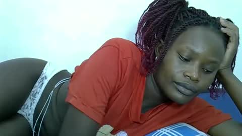 ESTHER online show from March 4, 5:03 pm