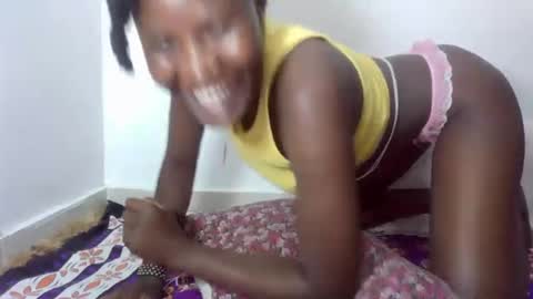 ESTHER online show from November 1, 8:55 pm