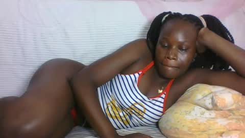 Snapshot of darberry21 chatting on August 1, 7:51 am ESTHER online show from August 1, 7:51 am