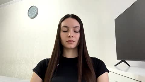 Snapshot of darceydavie chatting on March 20, 2:11 pm Lina online show from March 20, 2:11 pm