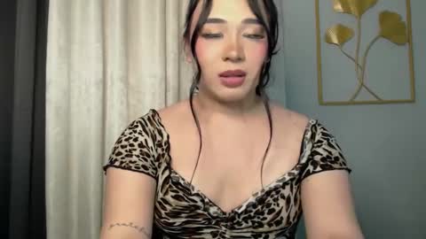 DARCY online show from January 27, 1:48 am