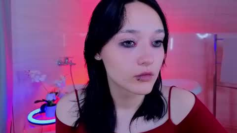 Snapshot of darcyblackwood chatting on June 17, 1:19 am Darcy online show from June 17, 1:19 am