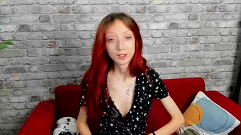 Snapshot of daria_j chatting on September 11, 4:12 am Daria J online show from September 11, 4:12 am