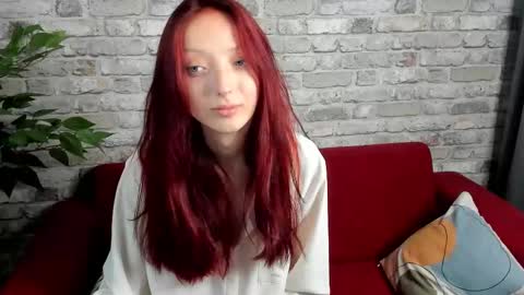 Snapshot of daria_j chatting on September 16, 4:35 am Daria J online show from September 16, 4:35 am
