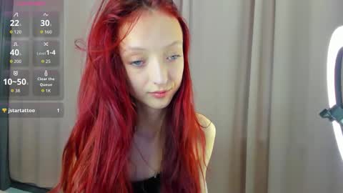 Snapshot of daria_j chatting on October 12, 4:11 am Daria J online show from October 12, 4:11 am