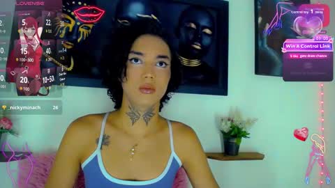 Snapshot of darianna_atehortua chatting on February 7, 5:11 am Dary online show from February 7, 5:11 am