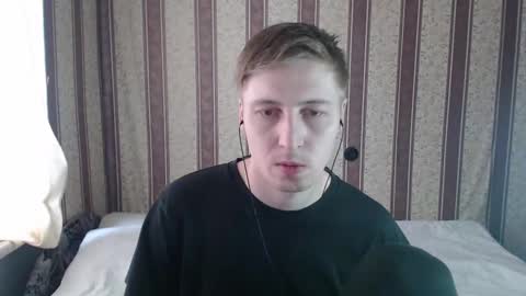 darienlarge online show from March 11, 1:45 pm