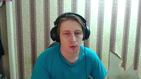 darienlarge online show from September 25, 7:39 pm