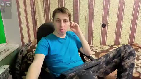 darienlarge online show from December 14, 7:07 pm