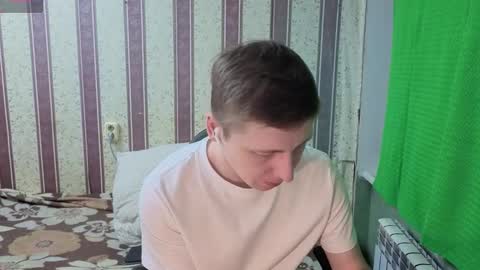 darienlarge online show from February 24, 5:16 am