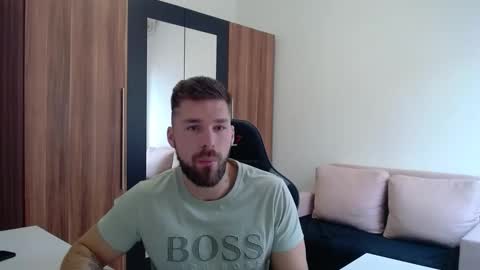 darius_94 online show from March 23, 5:44 am