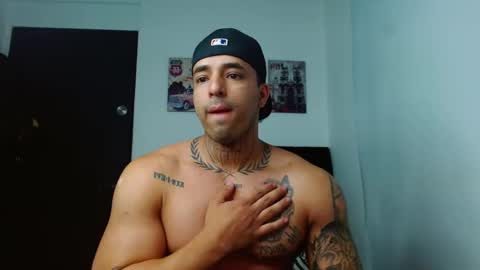 Darius Phoenix  online show from September 27, 11:54 pm