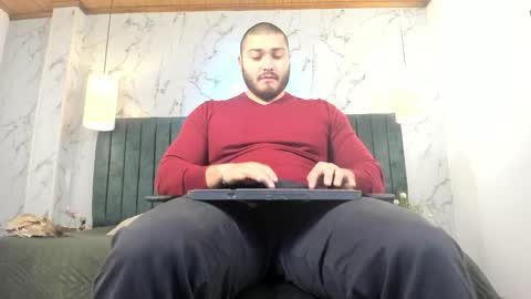 Snapshot of darius_wolfe chatting on May 12, 11:18 am Darius online show from May 12, 11:18 am