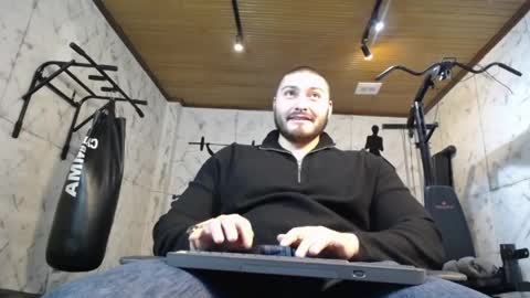 Snapshot of darius_wolfe chatting on May 14, 11:17 am Darius online show from May 14, 11:17 am