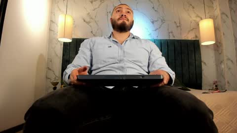 Snapshot of darius_wolfe chatting on May 22, 11:27 am Darius online show from May 22, 11:27 am