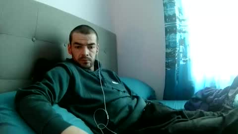 dark377 online show from March 27, 6:18 pm