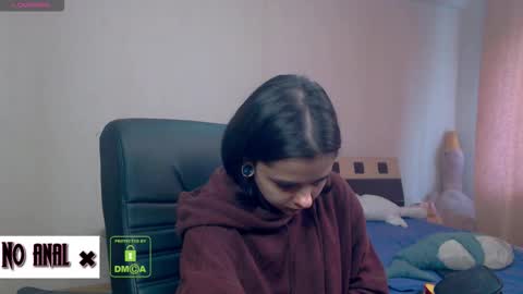 Anessa  online show from November 10, 6:56 am