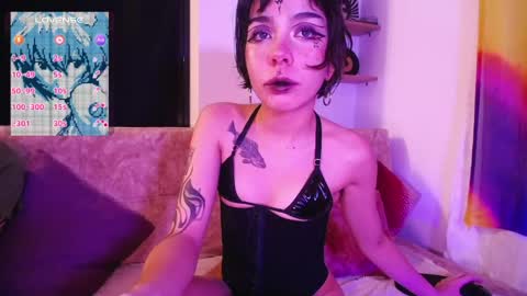Snapshot of dark__nymph chatting on April 27, 2:31 am Dark online show from April 27, 2:31 am