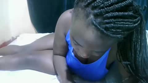 dark_anggel online show from September 24, 3:32 am