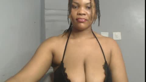 Snapshot of dark_chocoxx chatting on April 28, 6:29 am Goodness online show from April 28, 6:29 am