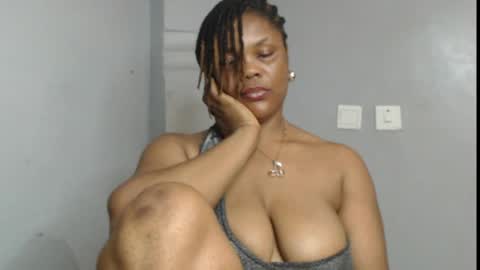 Snapshot of dark_chocoxx chatting on May 4, 5:20 pm Goodness online show from May 4, 5:20 pm
