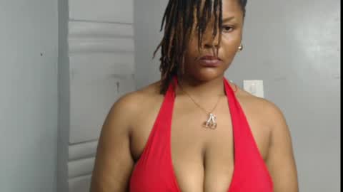 Snapshot of dark_chocoxx chatting on May 8, 5:35 am Goodness online show from May 8, 5:35 am