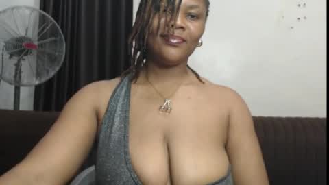 Snapshot of dark_chocoxx chatting on May 11, 5:46 am Goodness online show from May 11, 5:46 am